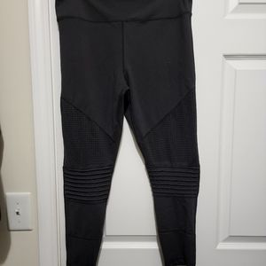 Zyia Leggings